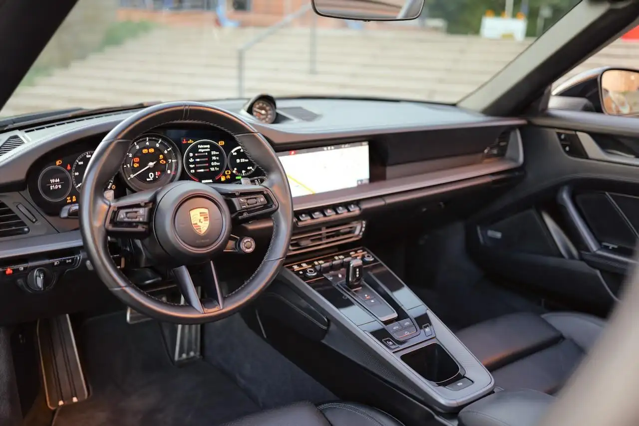 Porsche 911 Carrera 4S Cabriolet – Foto 12