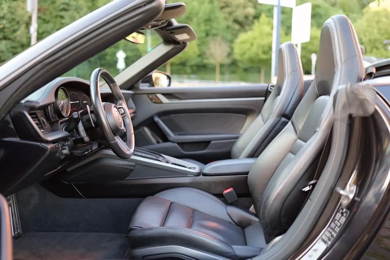 Porsche 911 Carrera 4S Cabriolet – Foto 11