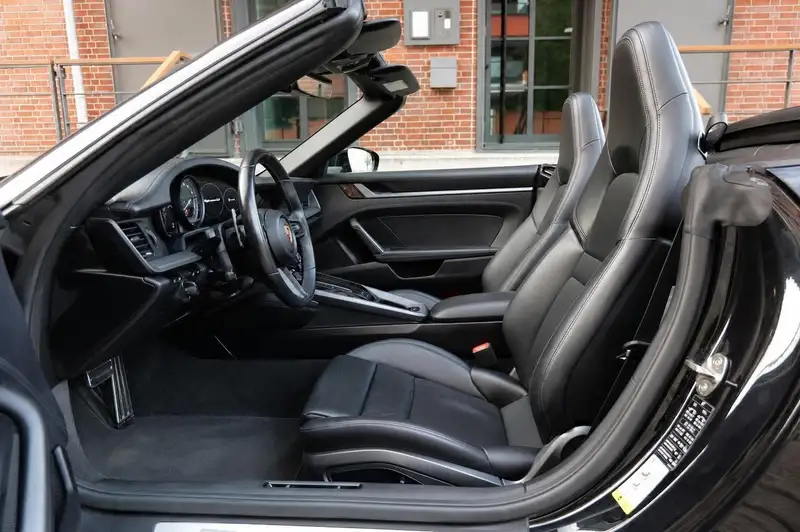 Porsche 911 Carrera 4S Cabriolet – Foto 8
