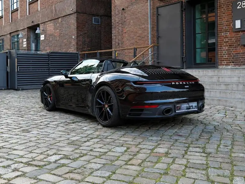 Porsche 911 Carrera 4S Cabriolet – Foto 3
