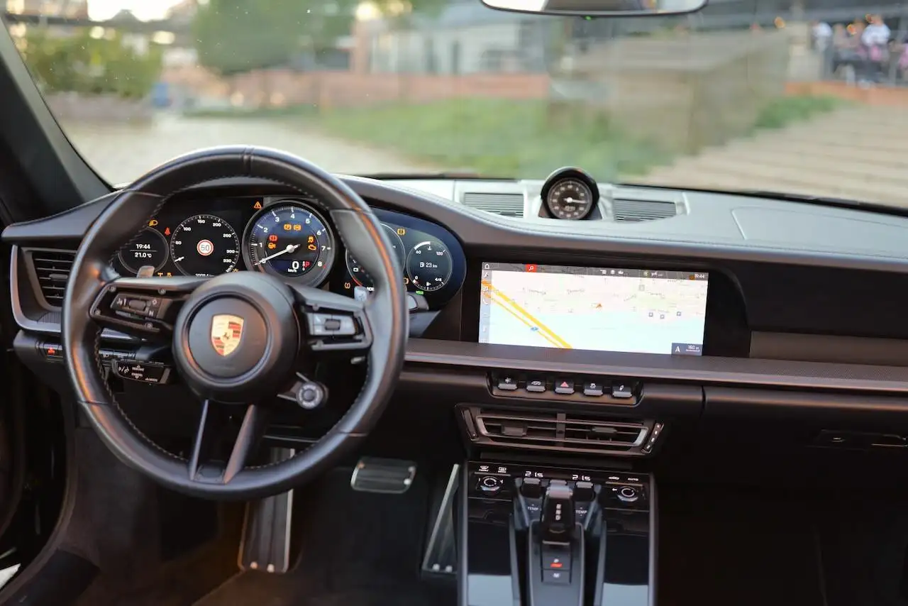 Porsche 911 Carrera 4S Cabriolet – Foto 8