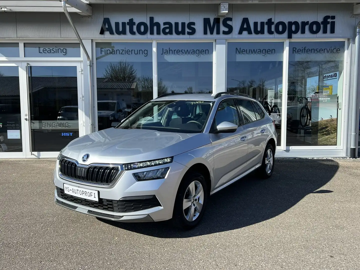 Skoda Kamiq 1.0 TSI Ambition SHZ Kamera AppConnect LED Silber - 2