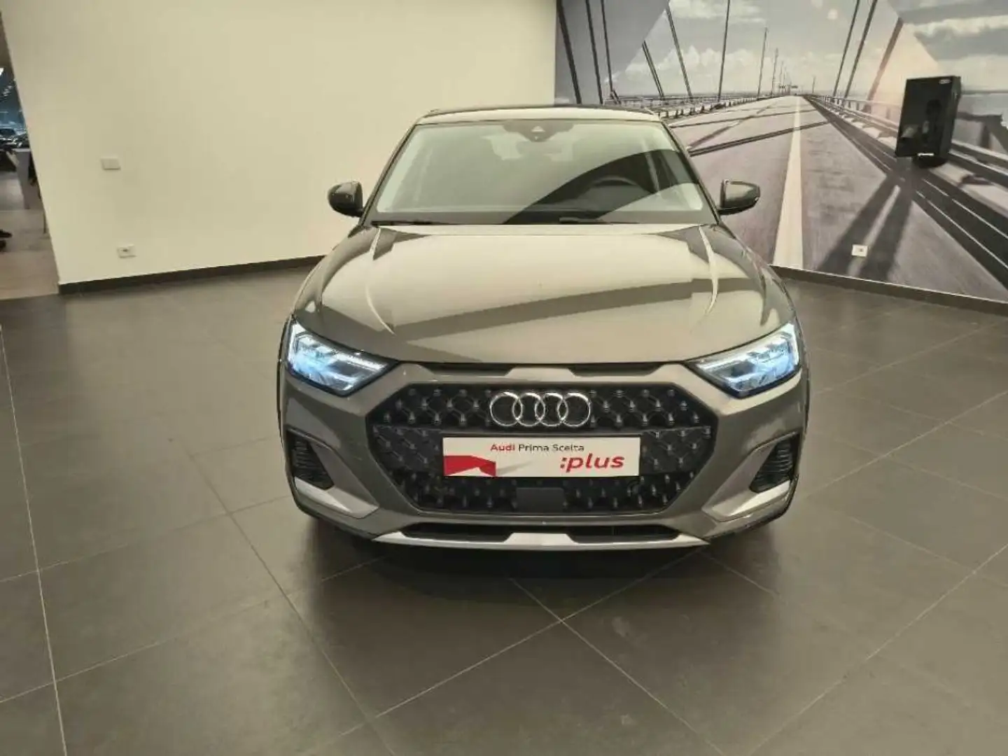 Audi A1 allstreet 25 TFSI Business Gris - 2
