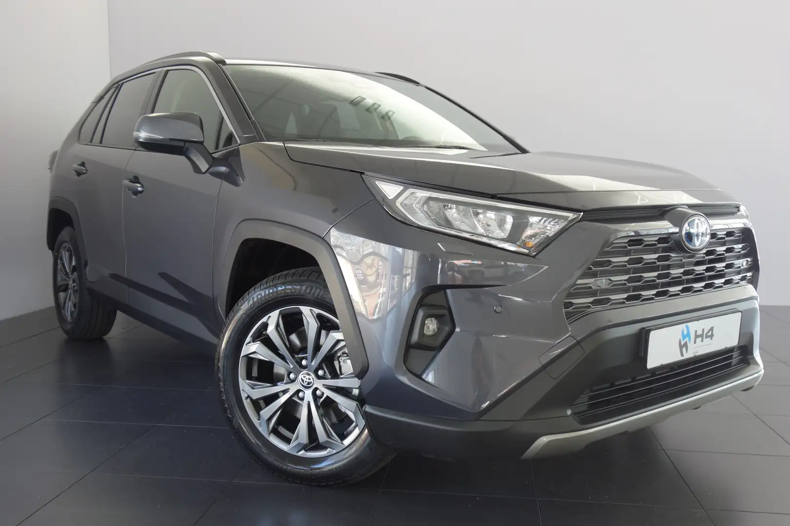 Toyota RAV 4 2.5 Hybrid Dynamic Team D Grau - 1