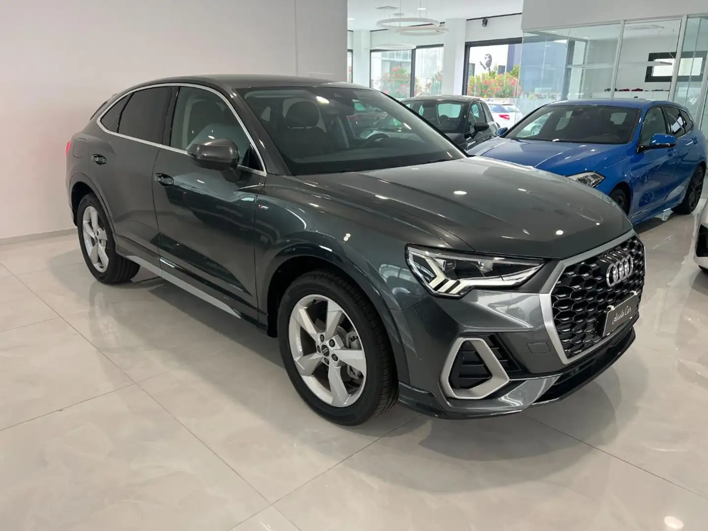 Audi Q3 Sportback 45 TFSI e S tronic S line edition KmZero Grigio - 1