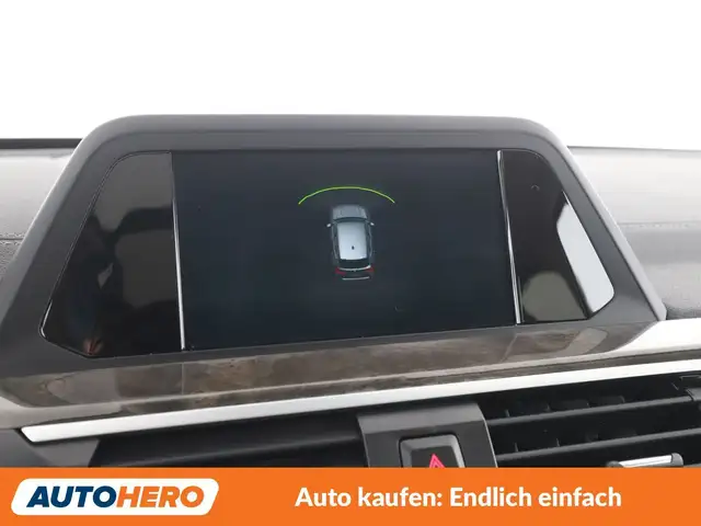 BMW X3 view 25