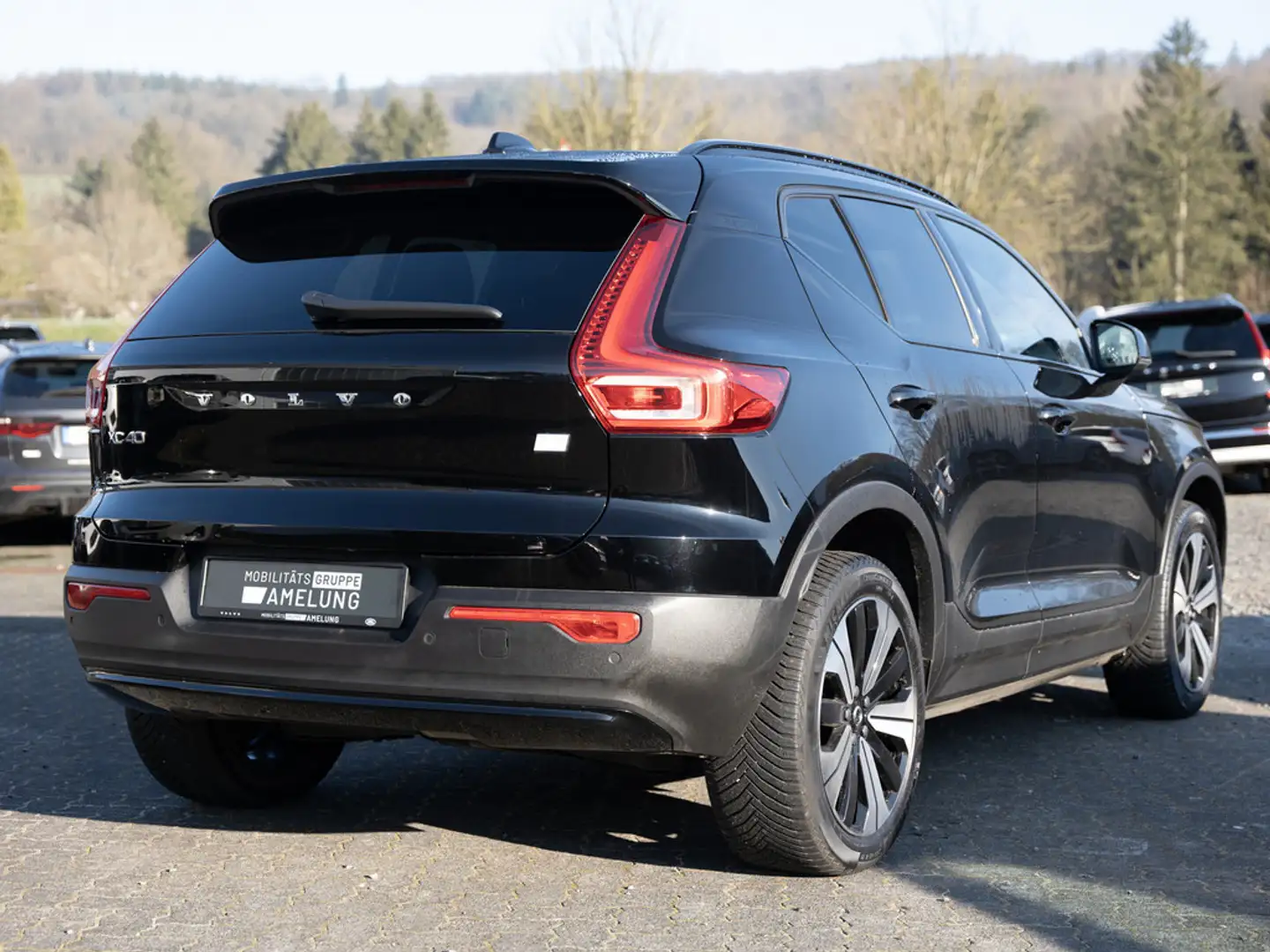 Volvo XC40 Plus Recharge Pure Electric 2WD Schwarz - 2
