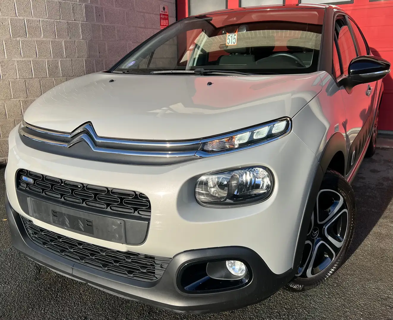 Citroen C3 1.2 PureTech Feel + CLIM + BOÎTE AUTOMATIQUE Beige - 1