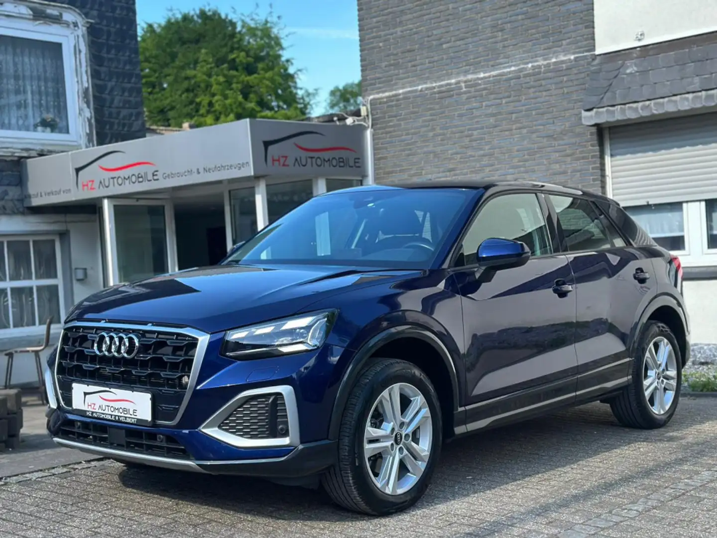 Audi Q2 35 TDI advanced*MATRIX*DIGITAL TACHO*ACC*KEYL Bleu - 1