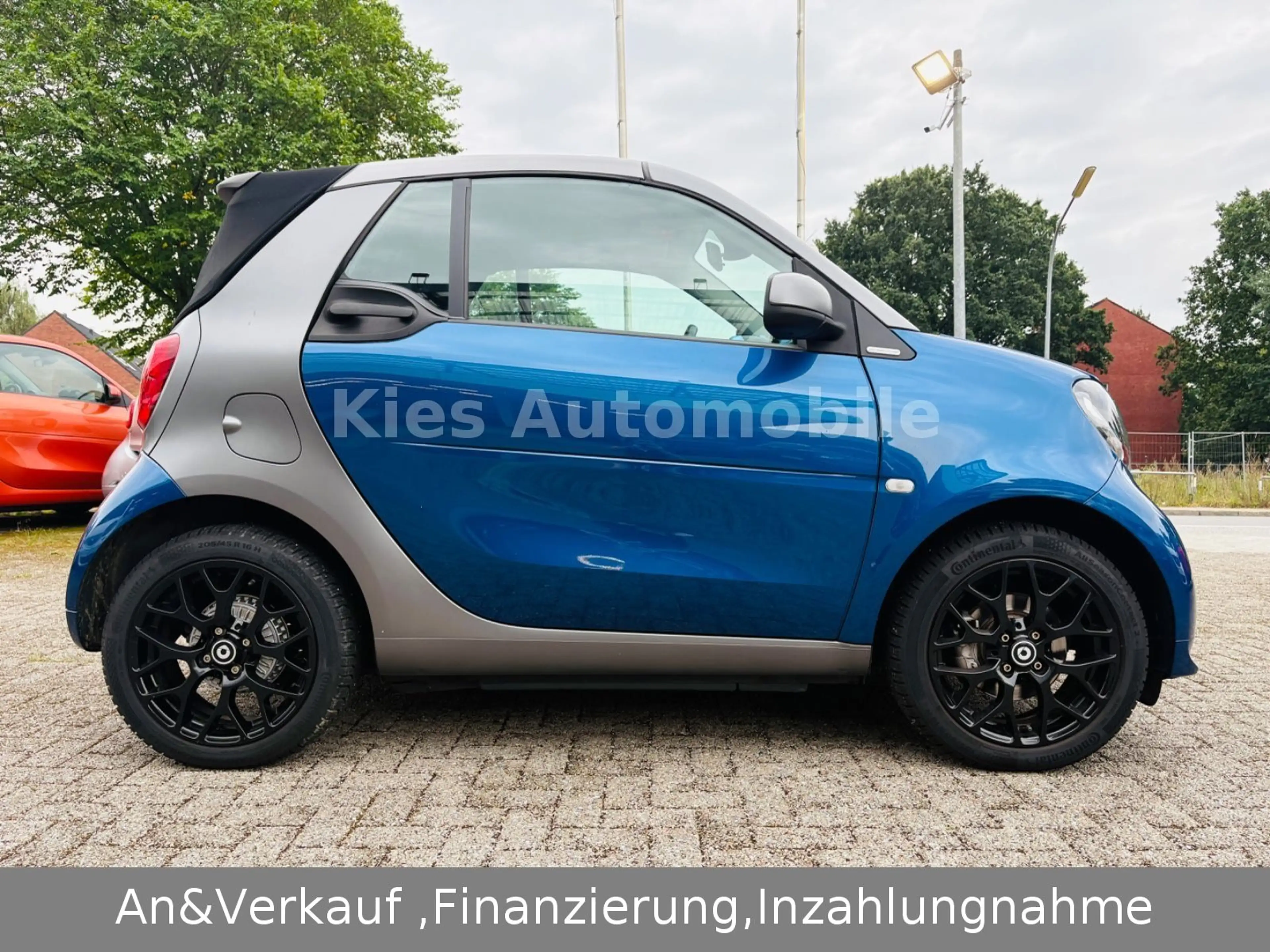 smart forTwo Cabrio Brabus Tailor Made LEDER/NAVI/KAME — photo 9