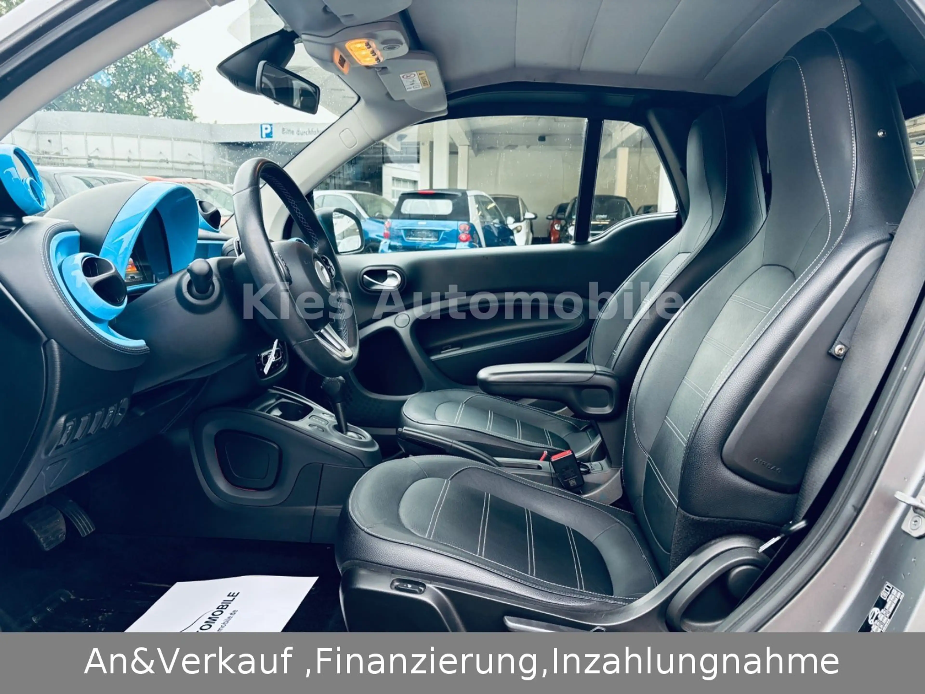 smart forTwo Cabrio Brabus Tailor Made LEDER/NAVI/KAME — photo 15