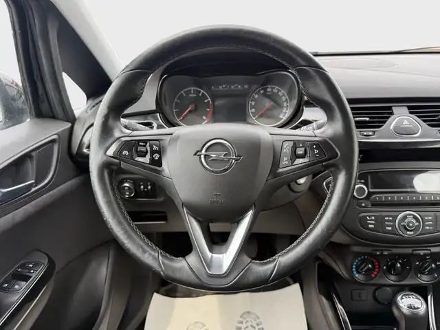 Opel Corsa view 12