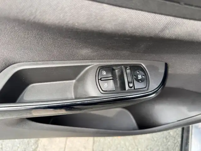 Opel Corsa view 19