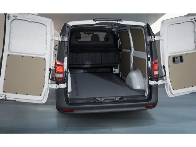 Mercedes-Benz Vito view 10