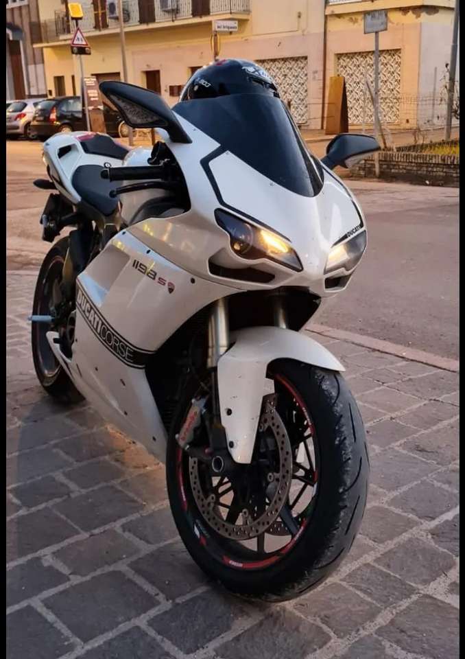 Ducati 1198 Carene S Originale non e’ Una S