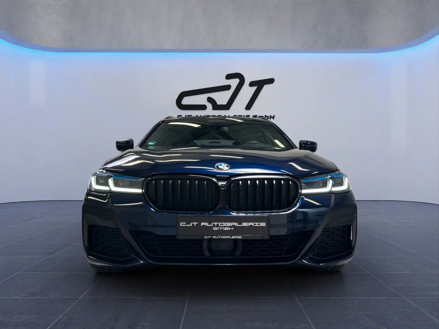 BMW 540 dxDrive M Sport*B&W*360°*ACC*MASSAGE*AHK*SOFT Modrá - 2