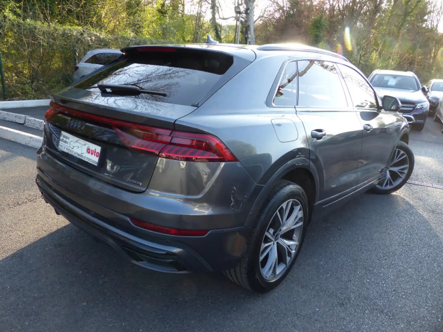 Audi Q8 55 TFSI E 381CH AVUS EXTENDED S-LINE QUATTRO TIPTR Gris - 2