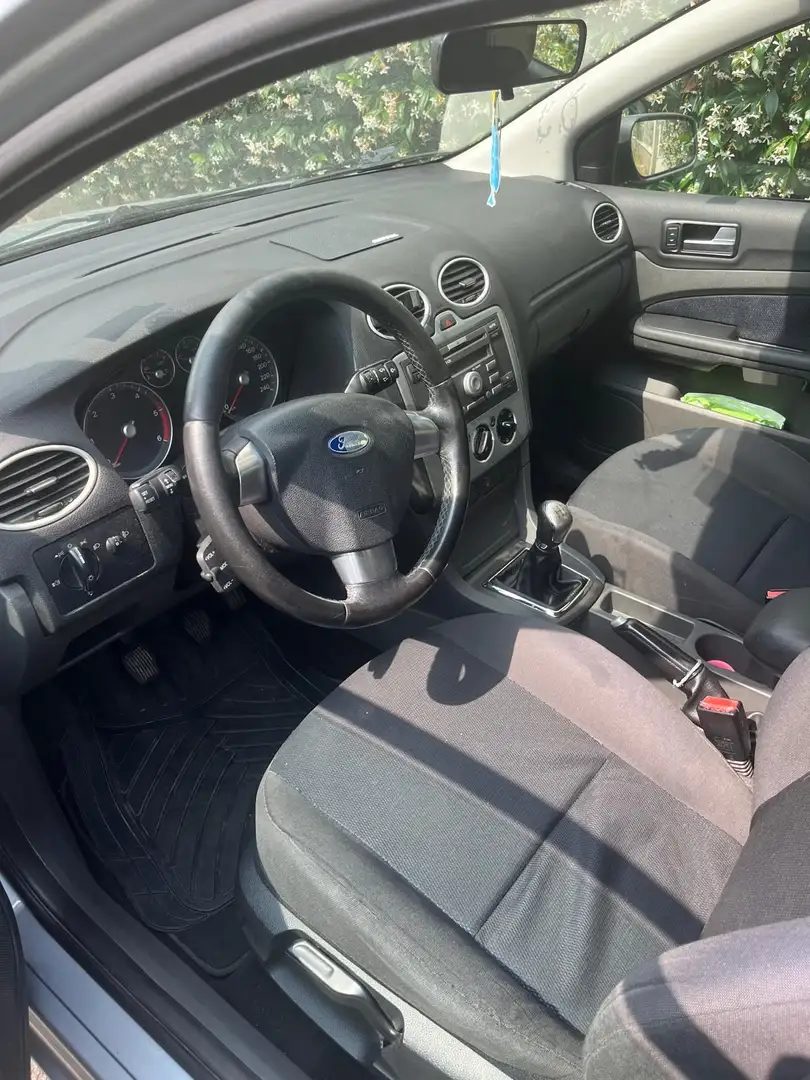 Ford Focus 1.8 TDCi Titanium - 2