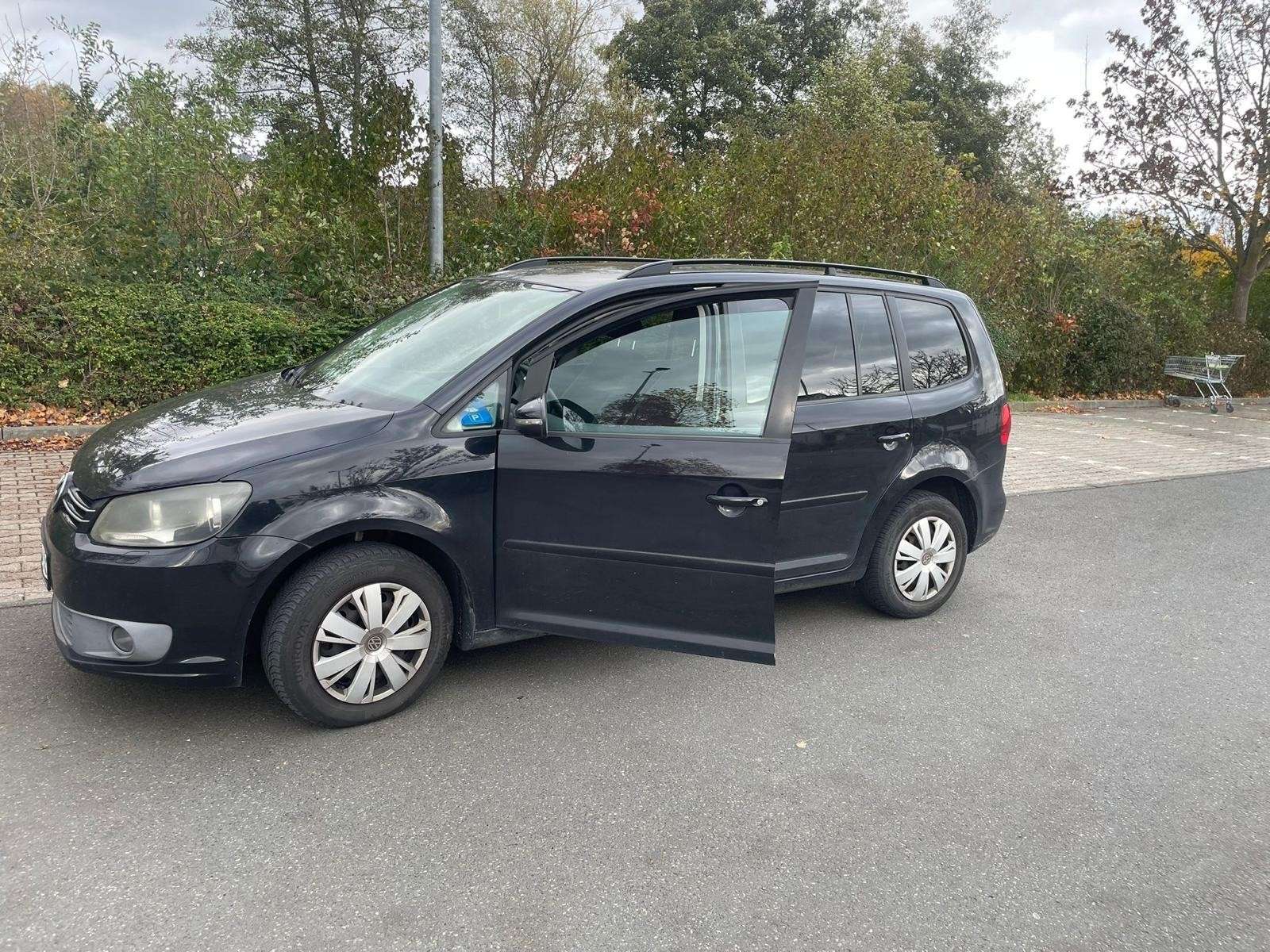 Second hand Volkswagen Touran 1.6