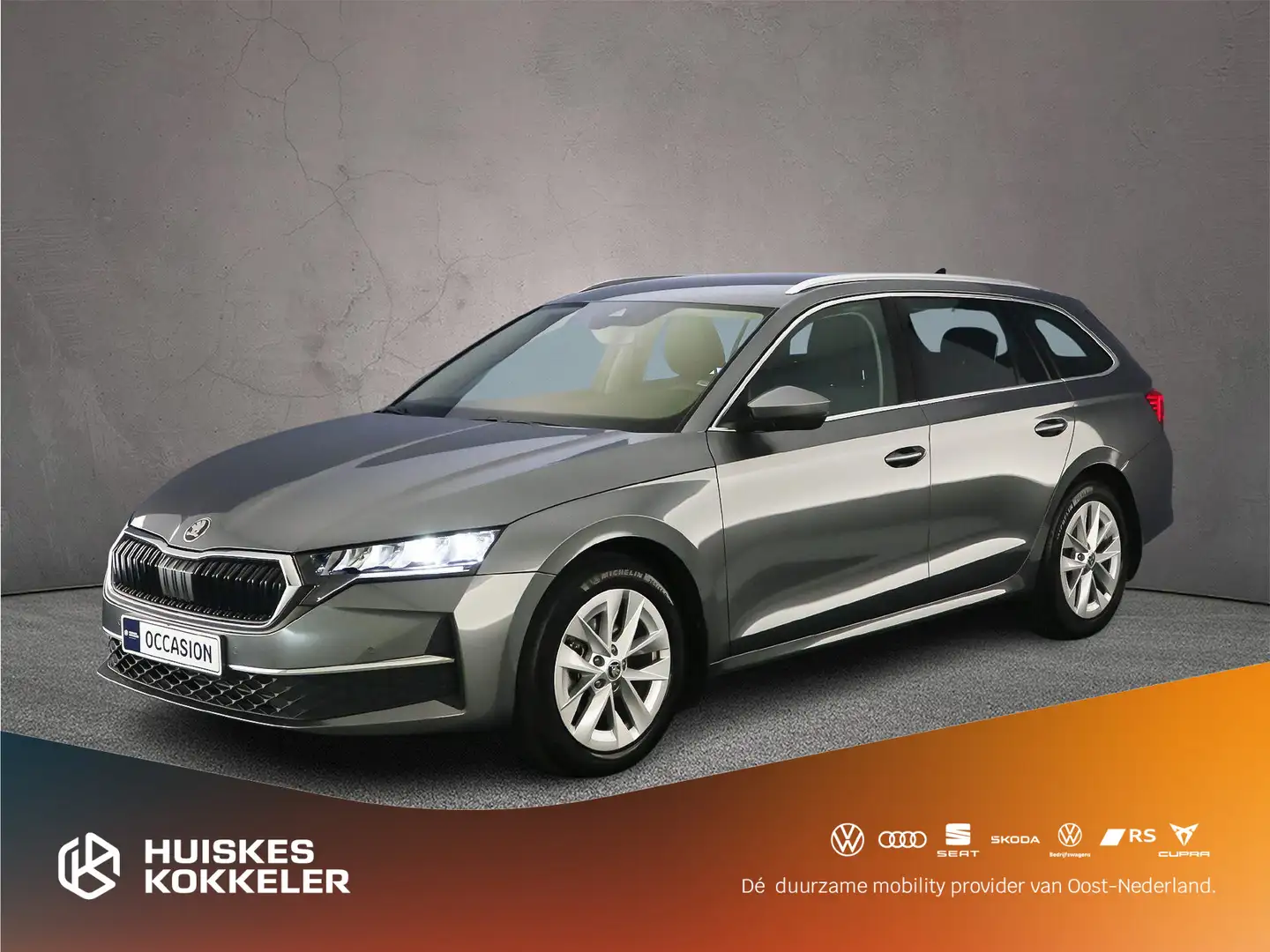 Skoda Octavia Combi Selection 1.5 eTSI 115pk DSG Automaat Adapti Grijs - 1