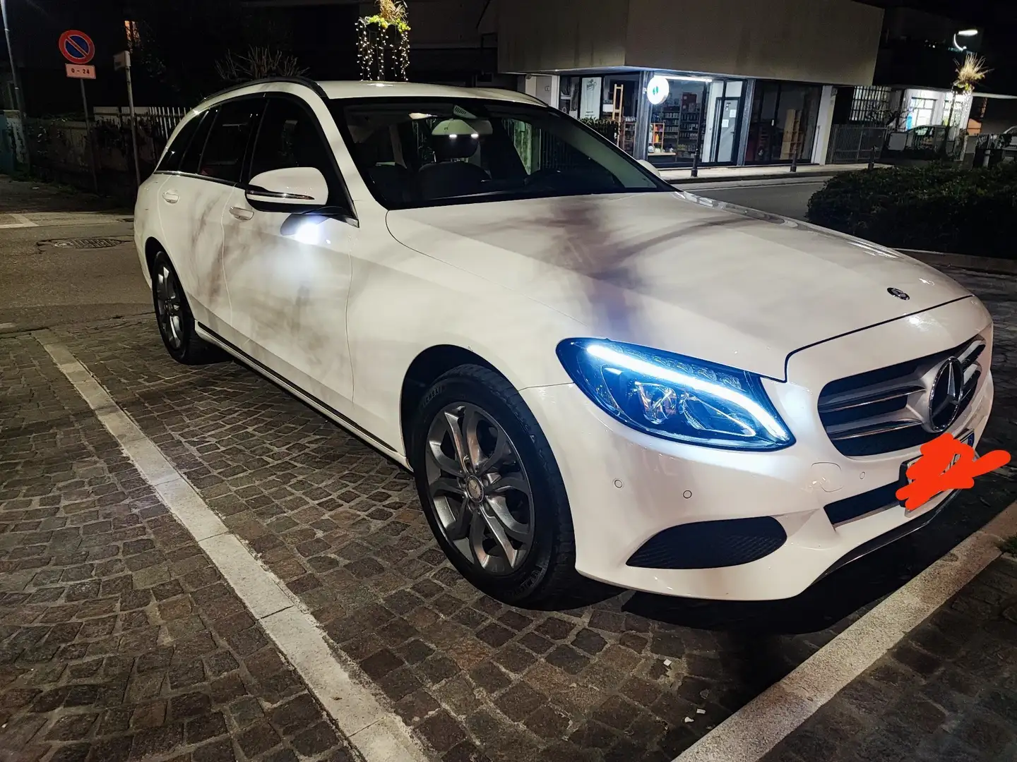 Mercedes-Benz 200 sport - 2