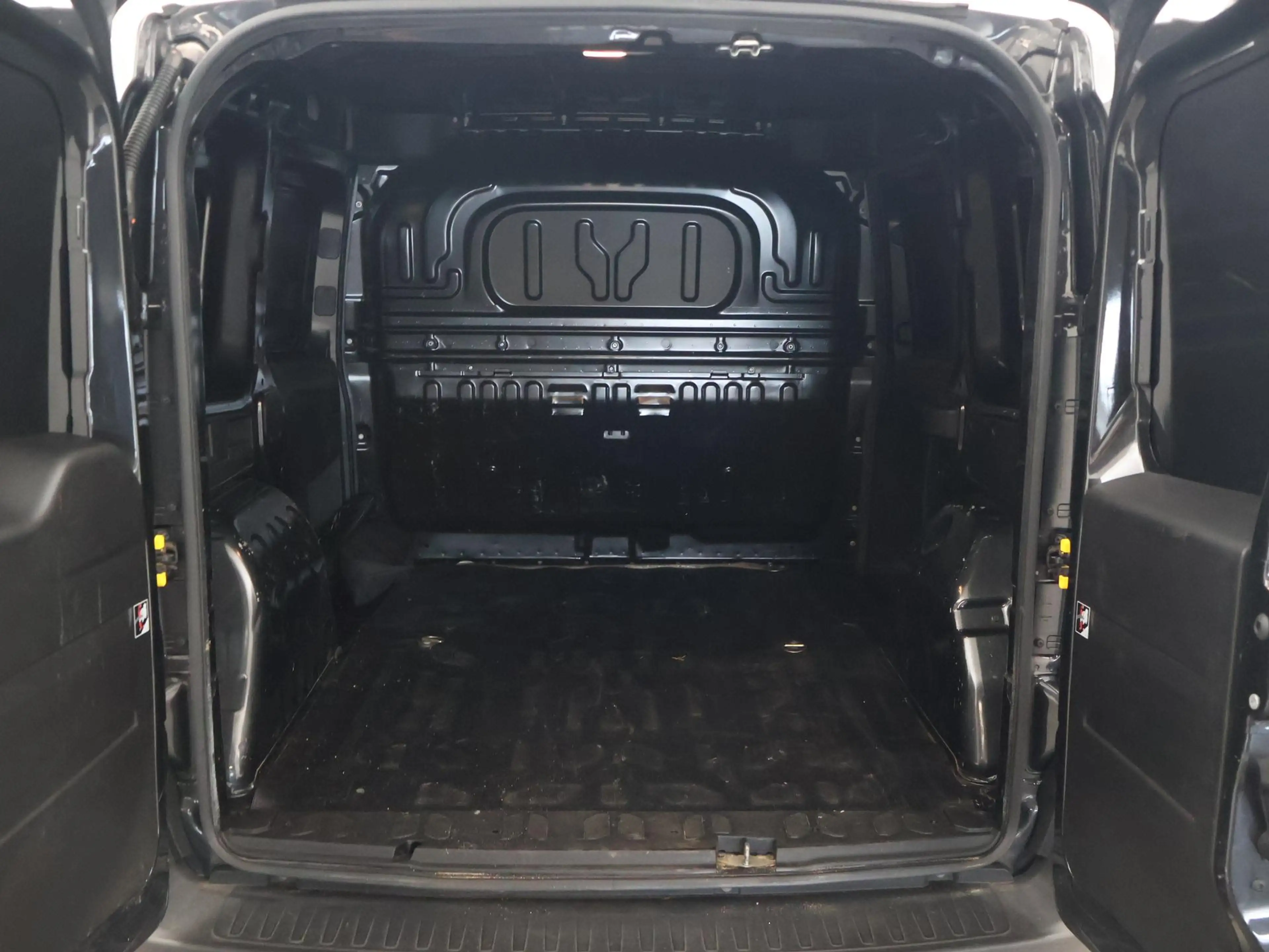 Fiat Doblo Cargo 1.3 MJ ACTUAL EURO 6 + TREKHAAK | 17 INCH | — photo 9