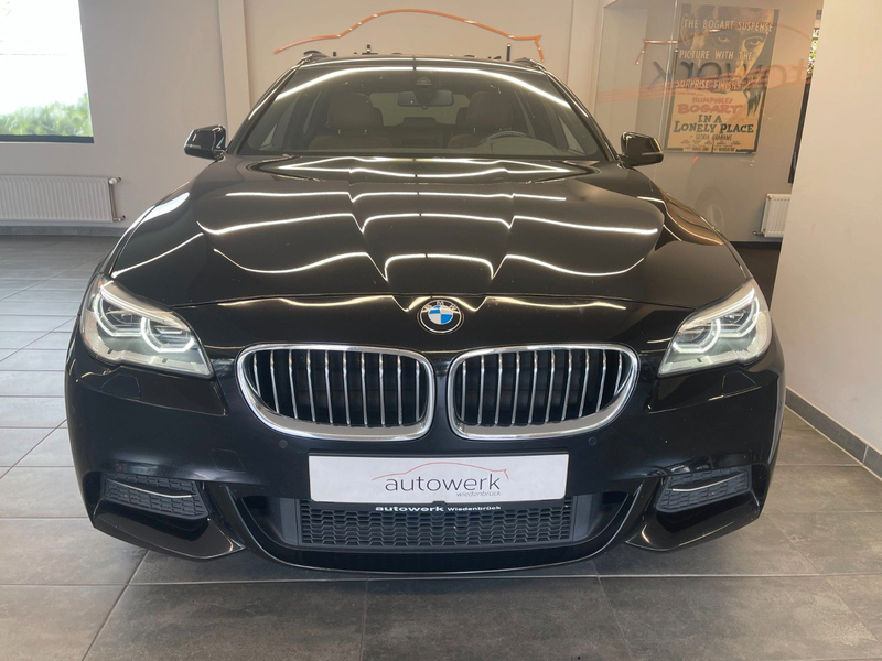 BMW 530 d xDrive M Sport Paket*LED/Leder /Panorama* — photo 2
