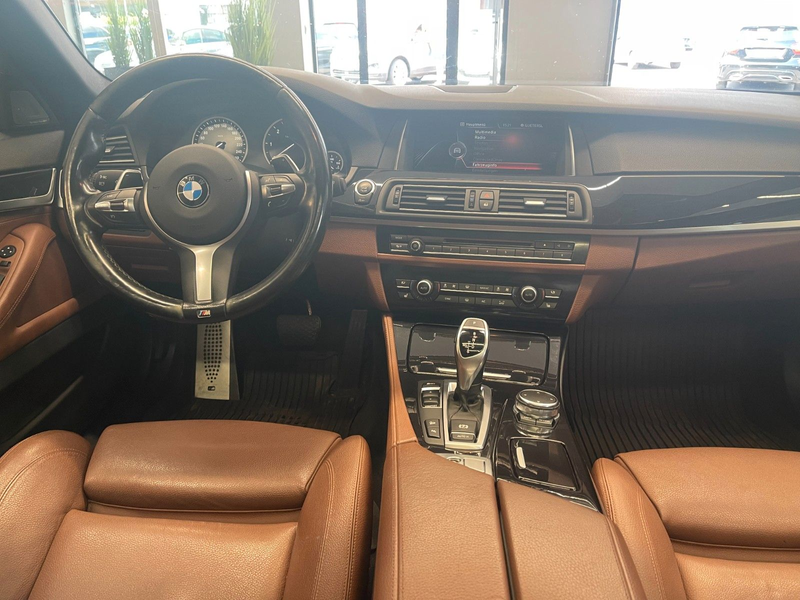 BMW 530 d xDrive M Sport Paket*LED/Leder /Panorama* — photo 13