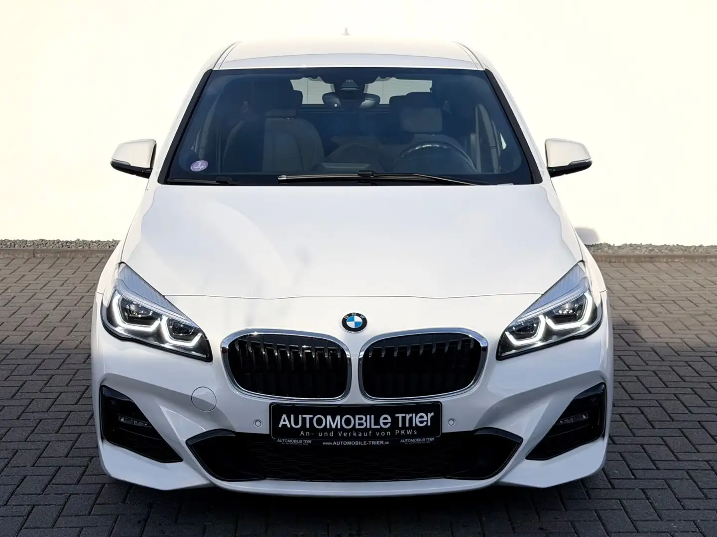 BMW 218 i Active Tourer M Sport Paket /NAVI/LED/CAM/ Wit - 2