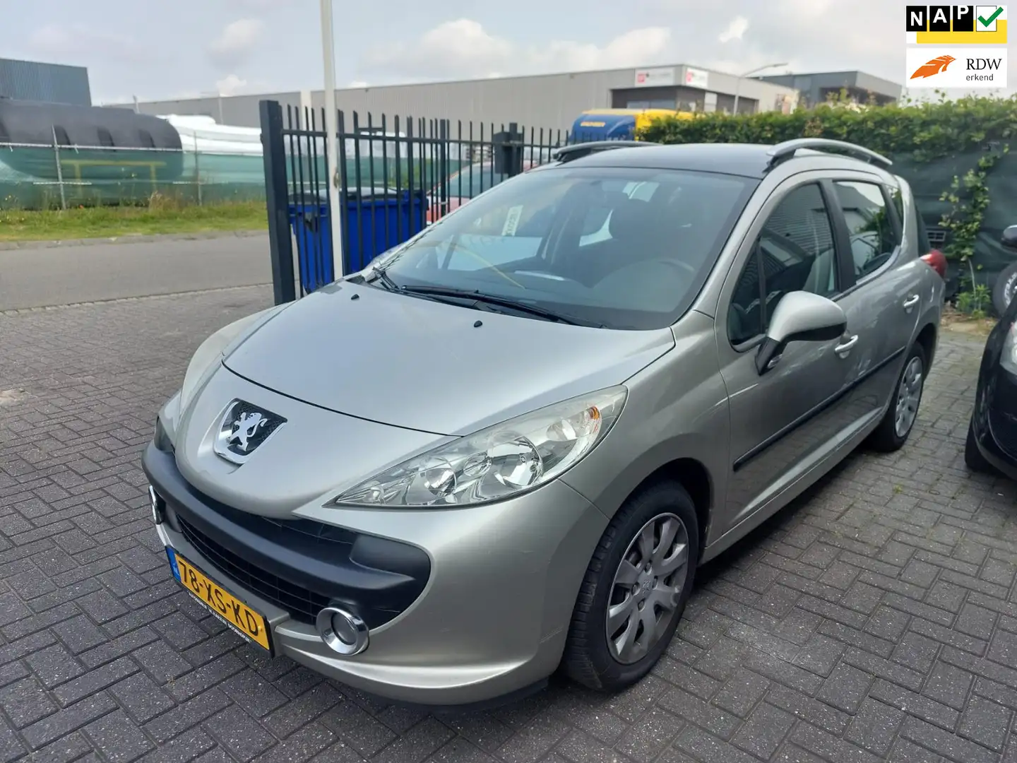 Peugeot 207 SW 1.4 VTi XS 5 deurs + airco Grau - 1