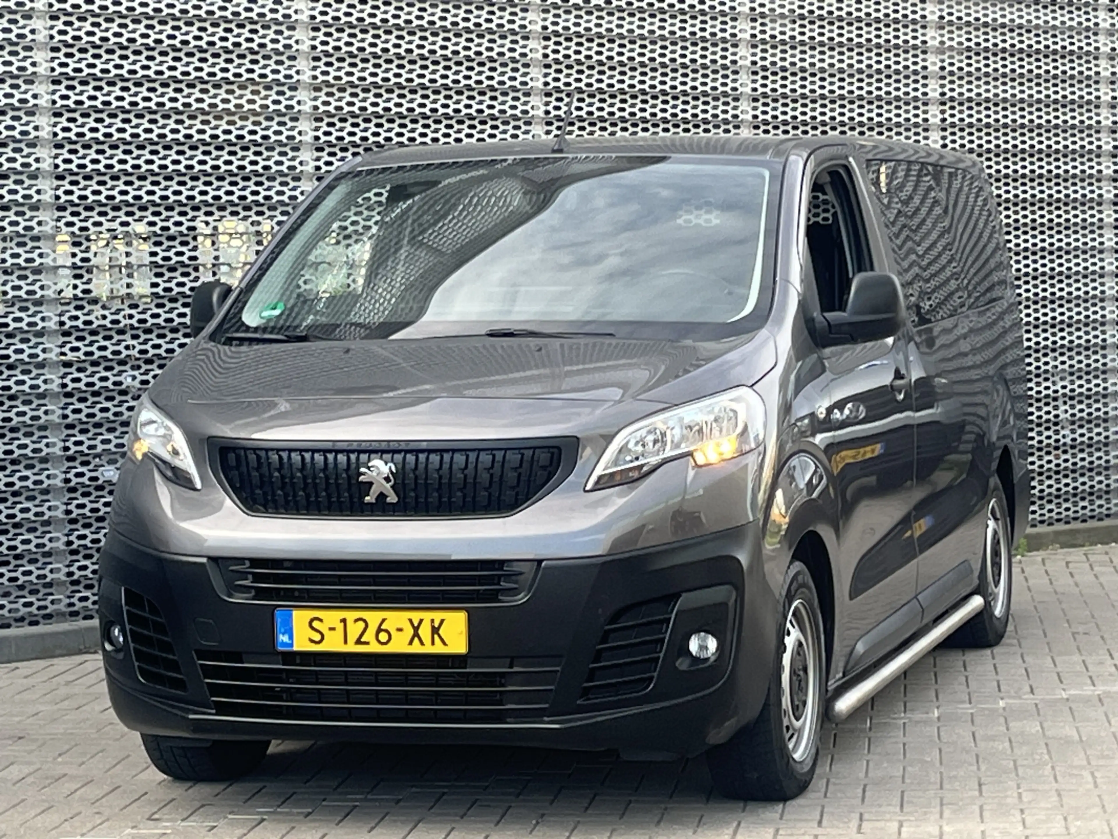 Peugeot e-Expert 75 kWh Long E-Traveller 9 persoons bus !! € 32995 — photo 5