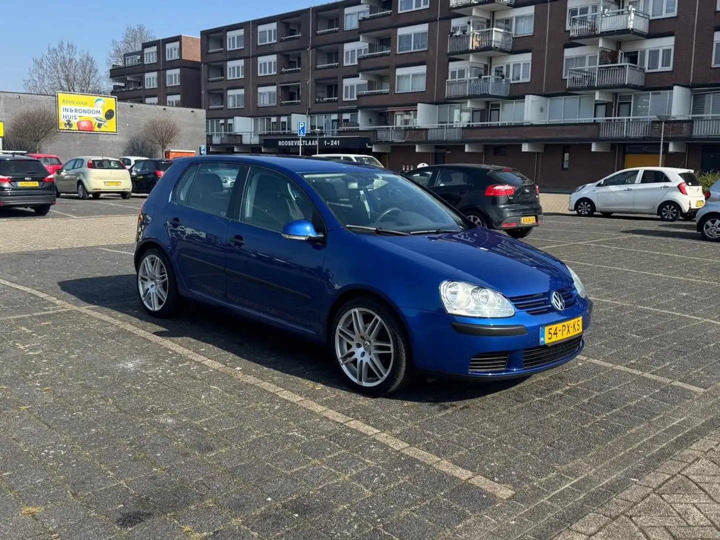 Volkswagen Golf Golf 1.6 FSI Comfortline APK 01/2026 Blauw - 1