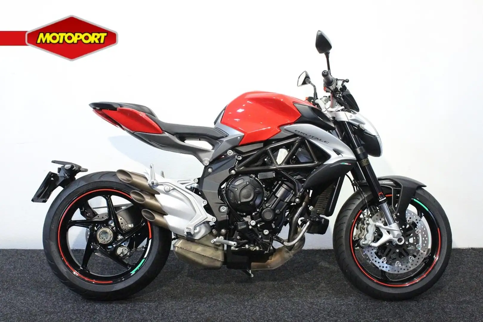 MV Agusta Brutale 800 Rood - 1