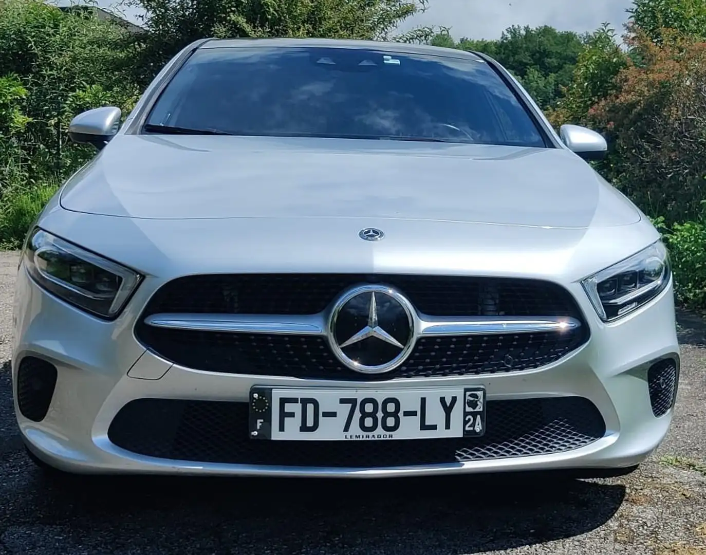 Mercedes-Benz A 200 Classe+A+200+7G-DCT+AMG+Line Argent - 1