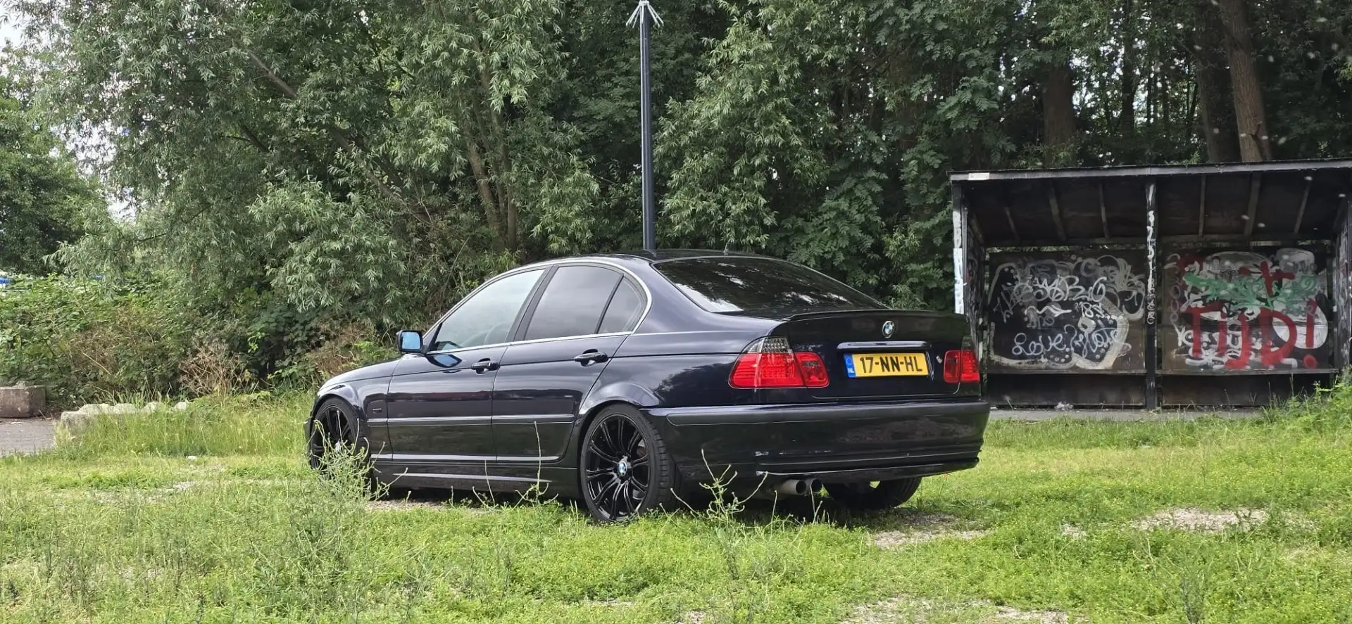 BMW 328 328i Exclusiv Edition - 2