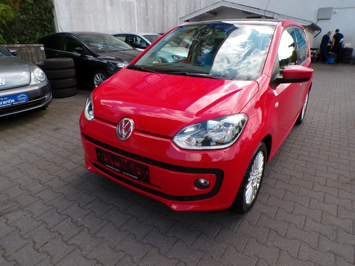 Volkswagen up! 1.0 55kW high up! Rouge - 1
