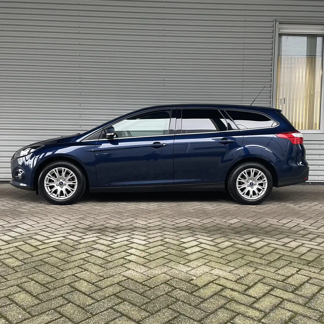 Ford Focus Wagon 1.6 TI-VCT Titanium Blauw - 2