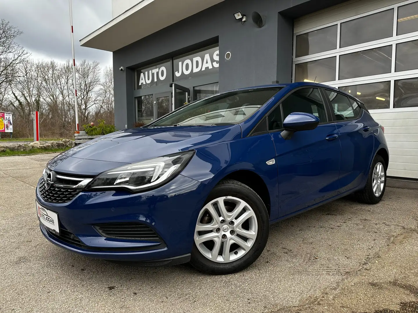 Opel Astra Edition 1,4 Turbo **Sitzheizung/Einparkhilfe** Kék - 2