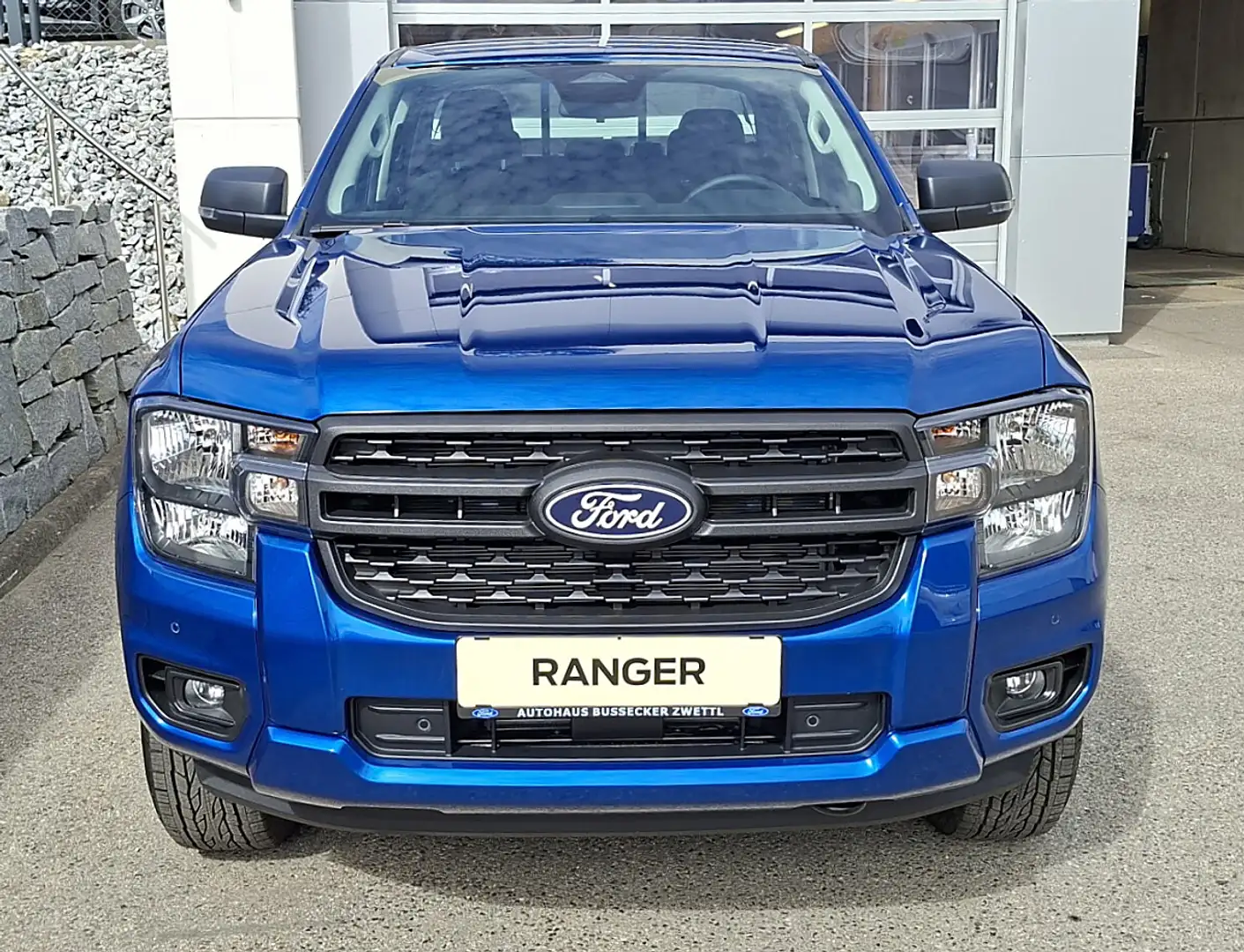 Ford Ranger Ranger Doppelkabine XLT e-4WD 2.3PHEV Aut. Blau - 2
