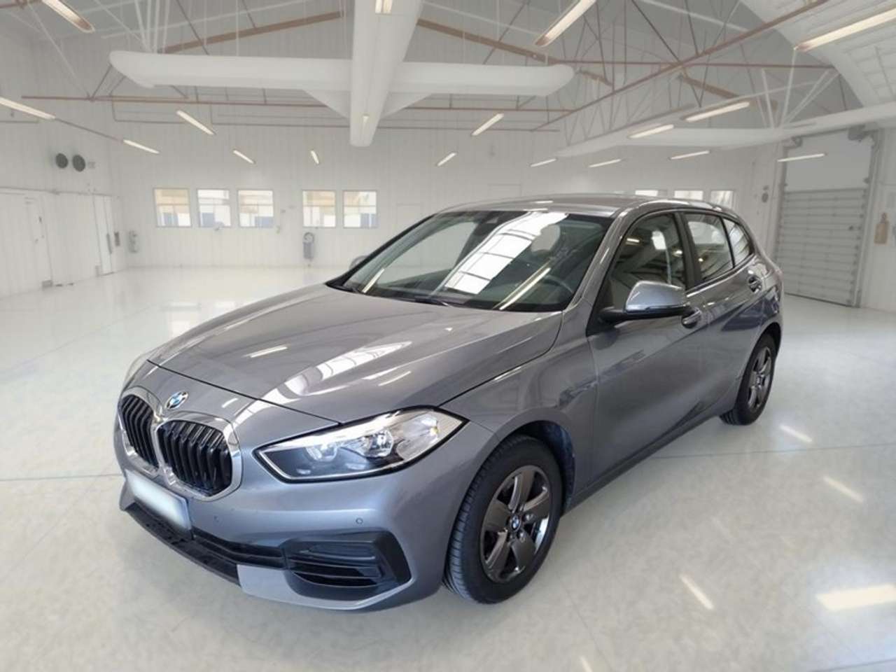 BMW 116 116I BUSINESS ADVANTAGE AUTO 5 PORTE BERLINA