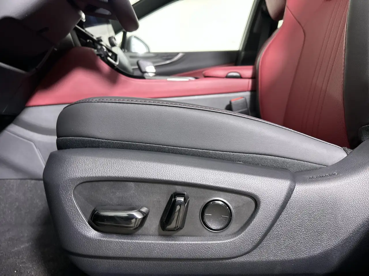 Lexus NX снимка Lexus NX