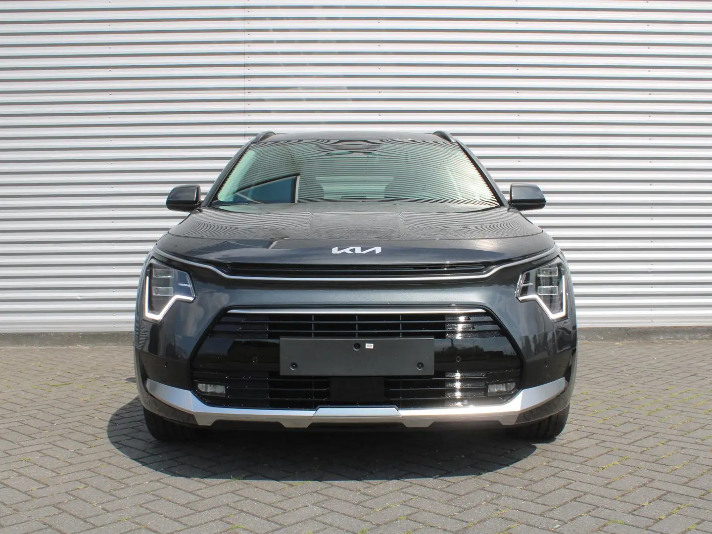 Kia Niro 1.6 GDi Hybrid ExecutiveLine | Automaat | Nieuw | Grijs - 2