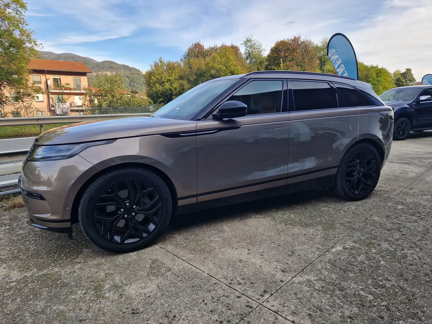 Land Rover Range Rover Velar Range Rover Velar 3.0 V6 sd6 First Edition 300cv Gris - 2