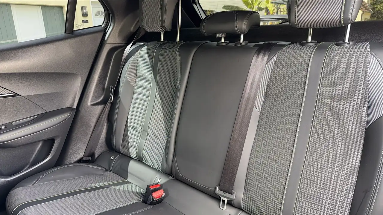 Peugeot 2008 2008 — photo 9