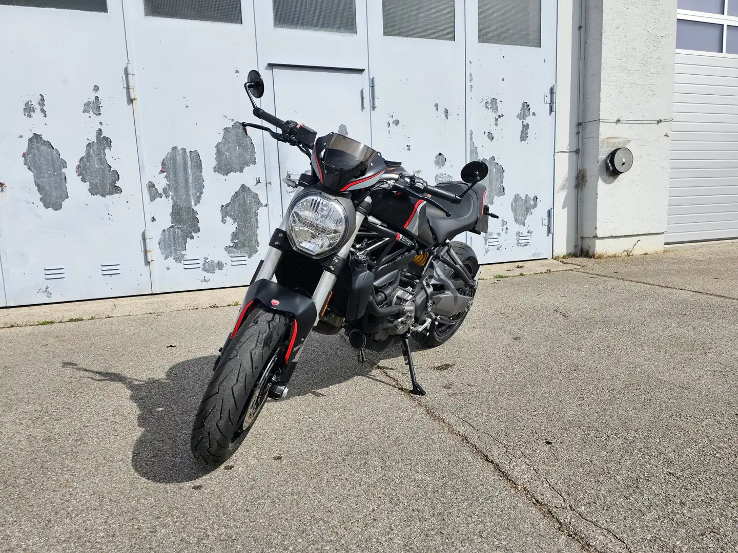 Ducati Monster 821 Stealth Special Black Edition Negru - 2