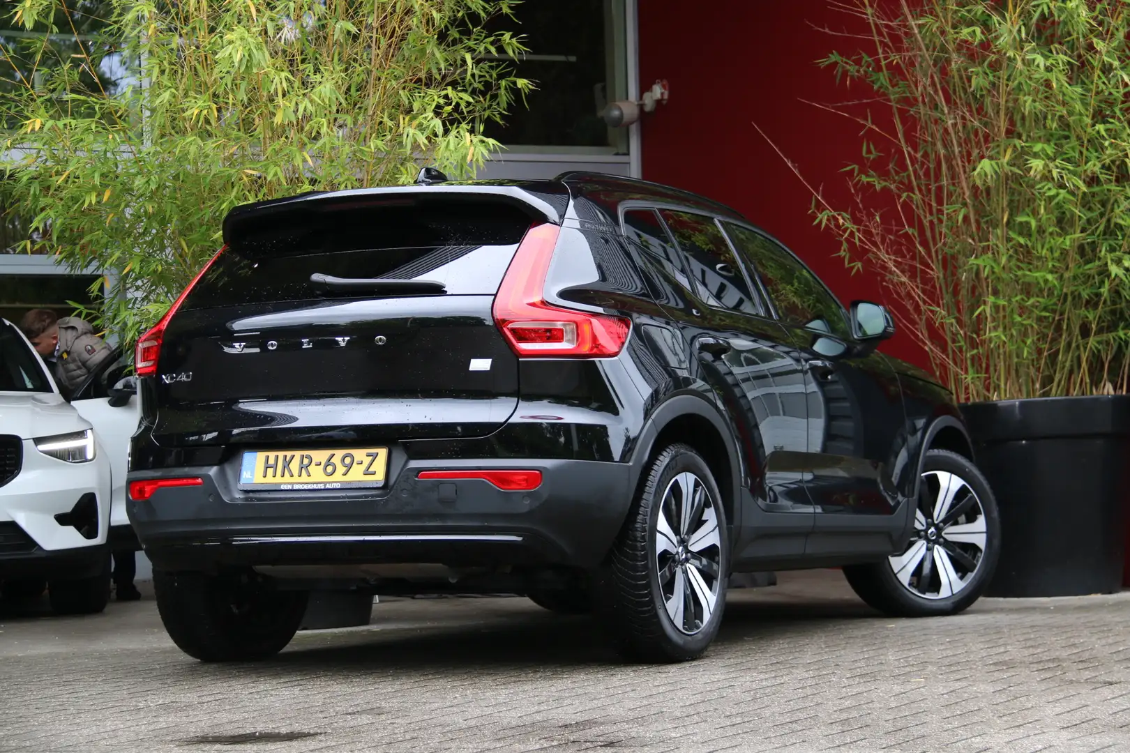 Volvo XC40 1.5 T5 Recharge R-Design | Harman/Kardon | Camera Schwarz - 2