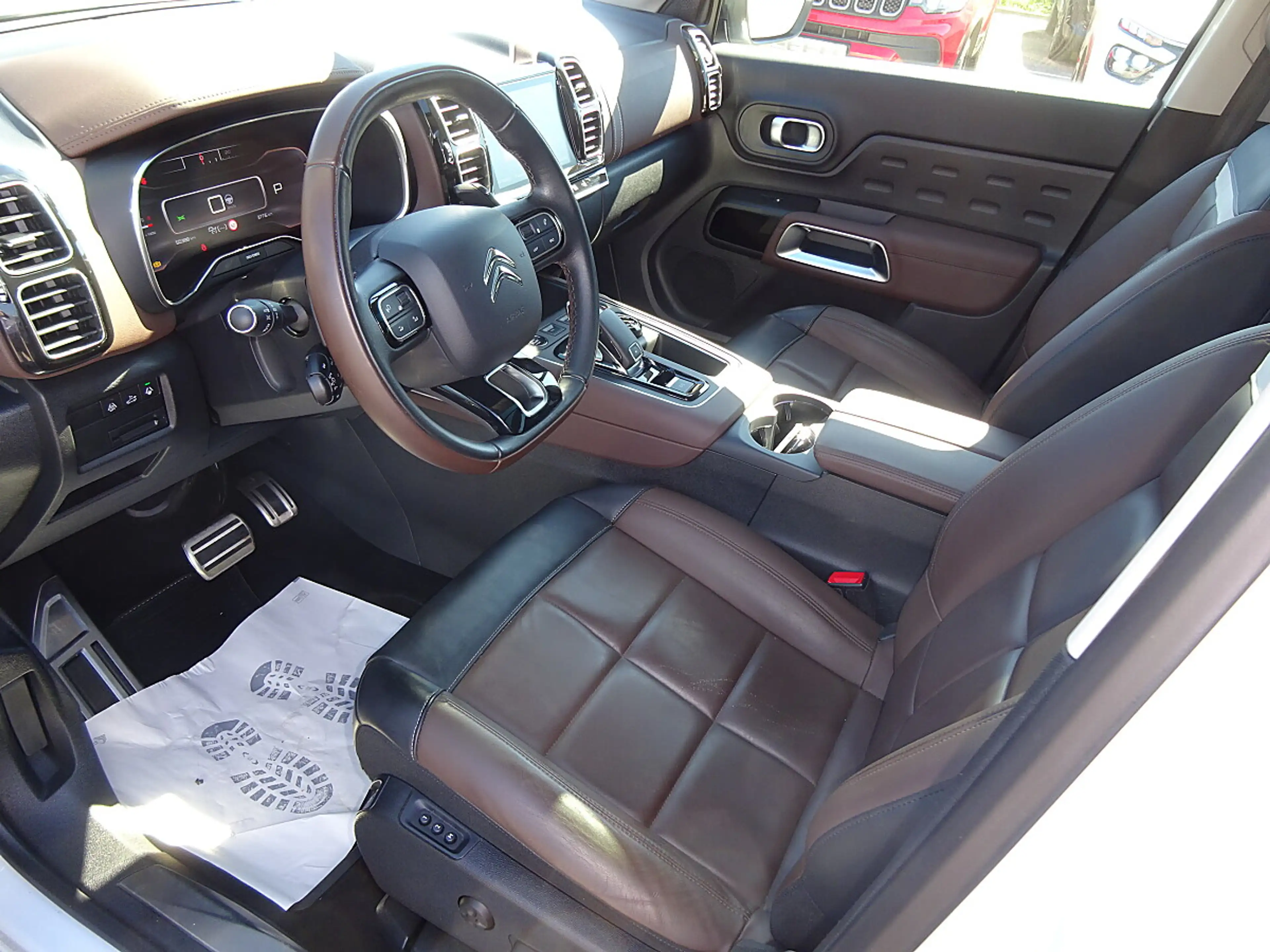 Citroen C5 Aircross PureTech 180 S&S Shine EAT8 Aut. — photo 6