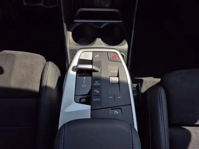 BMW 2 Series view 10