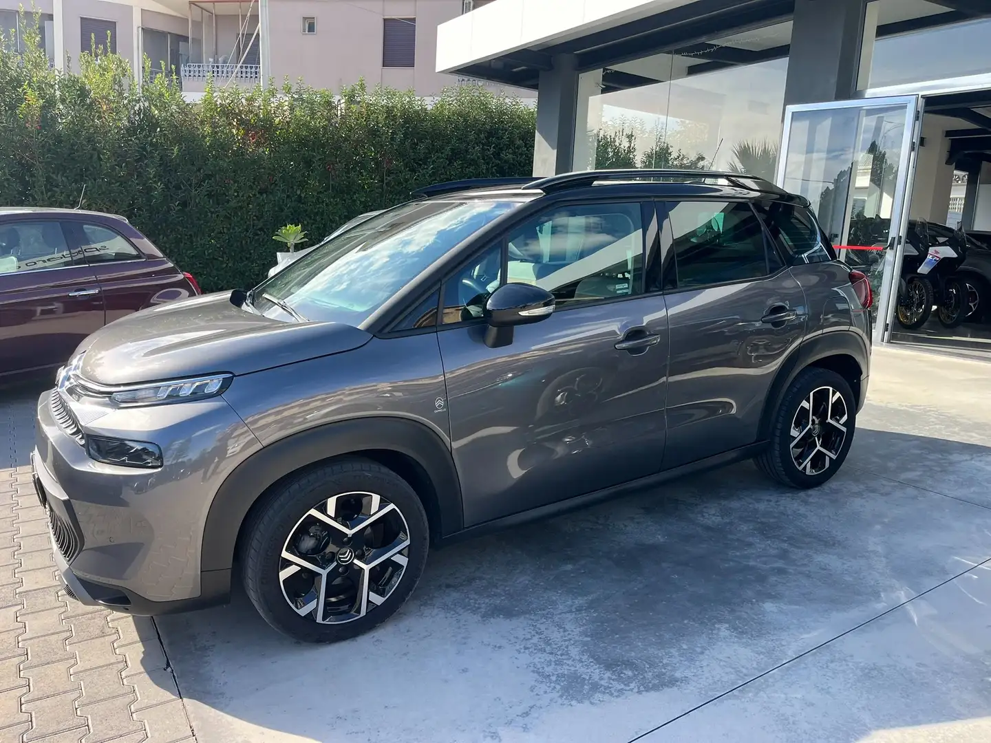 Citroen C3 Aircross C3 Aircross I 2021 1.5 bluehdi Shine Pack s Gris - 2