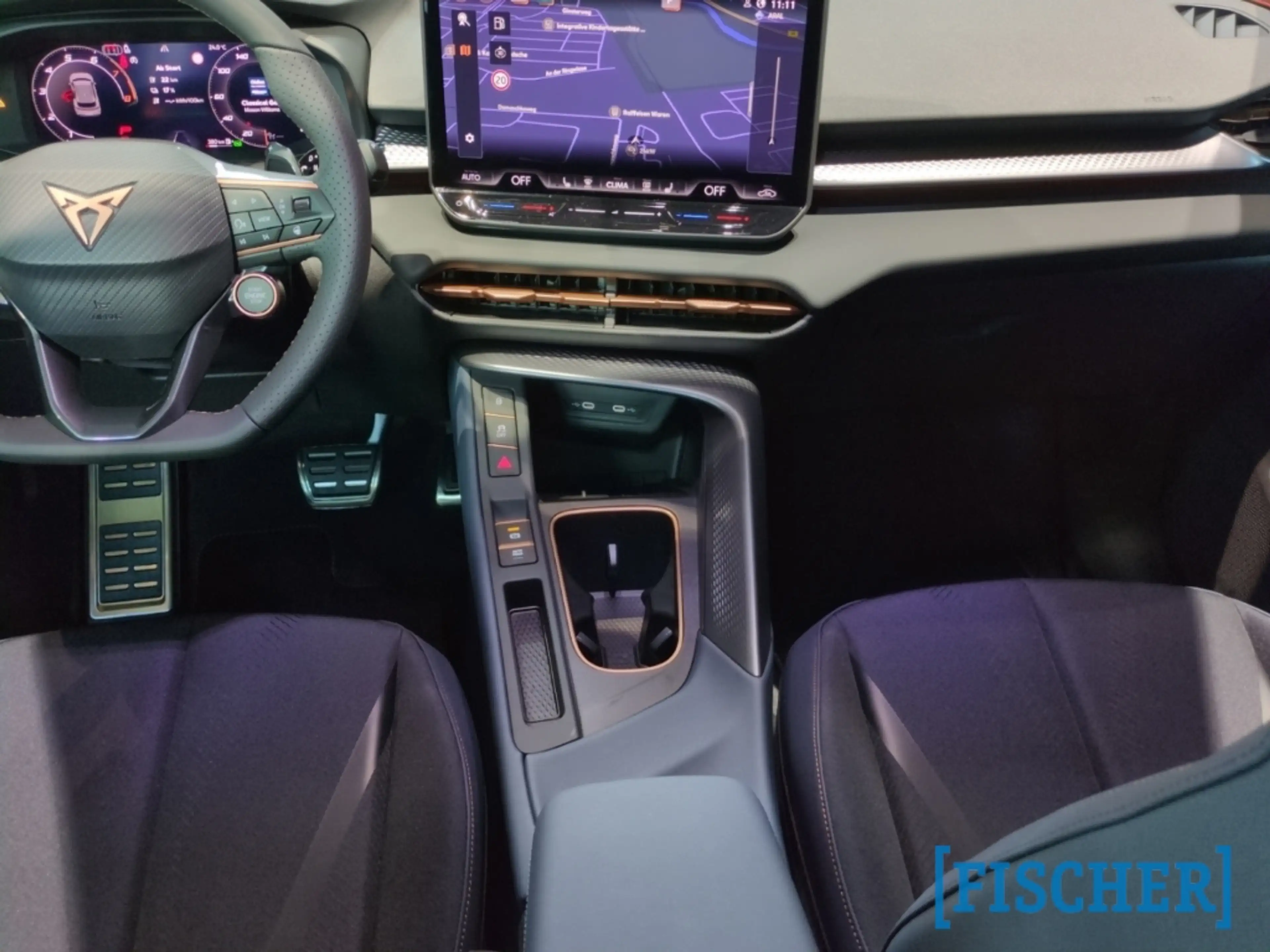 CUPRA Terramar 1.5 e-Hybrid 150 kW HUD AHK-klappbar Navi Digitale — photo 11